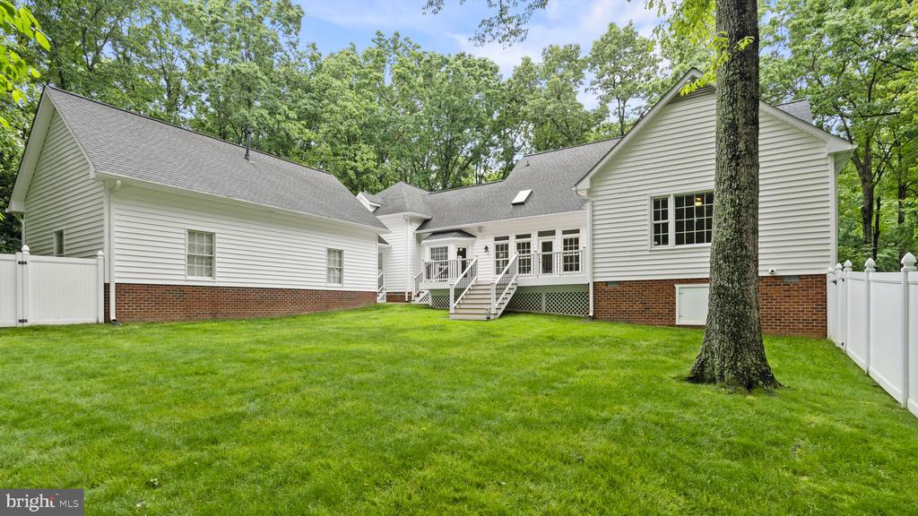 10714 KIRKLAND DR