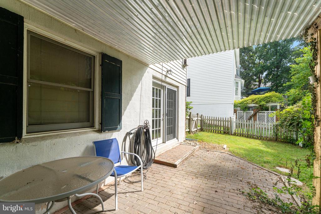 6158 COVENTRY COURT