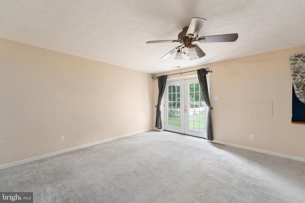 6158 COVENTRY COURT