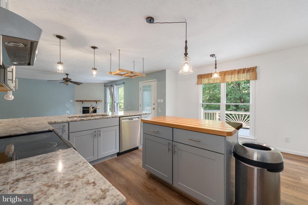 6158 COVENTRY COURT