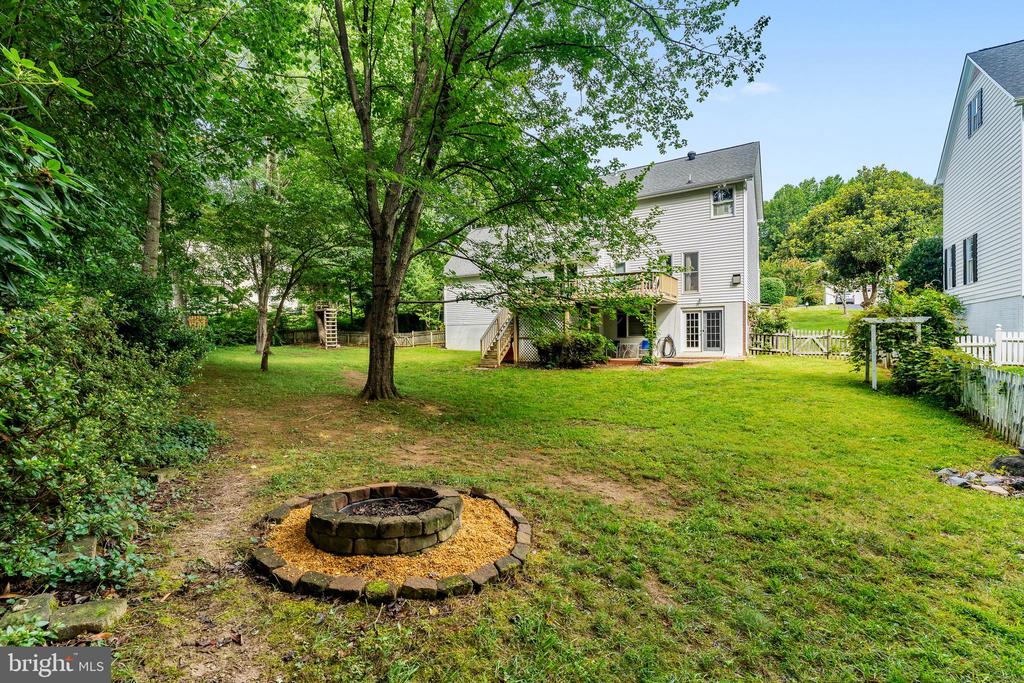 6158 COVENTRY COURT
