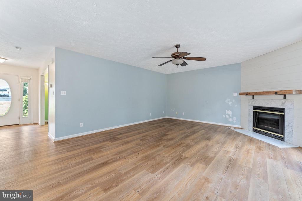 6158 COVENTRY COURT