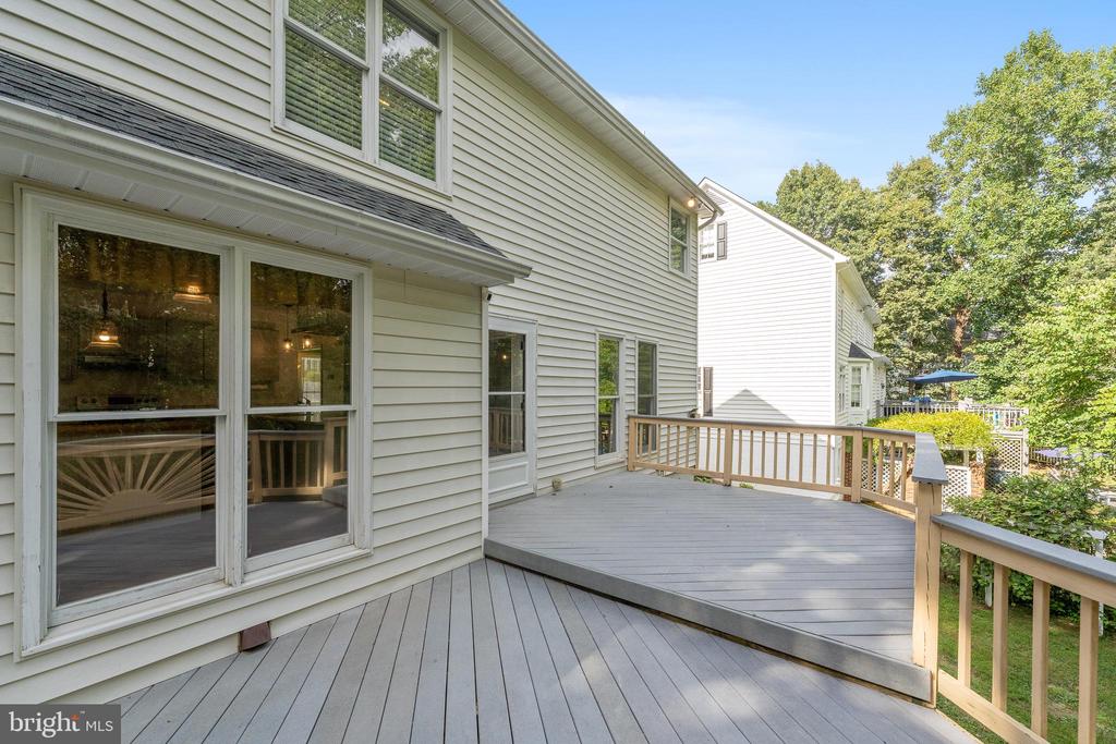 6158 COVENTRY COURT