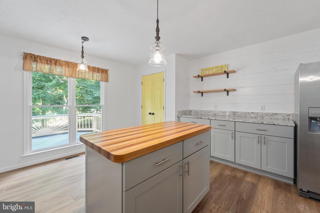6158 COVENTRY COURT