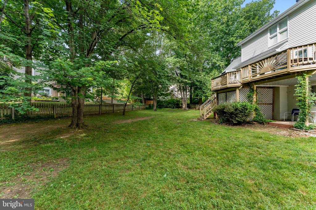 6158 COVENTRY COURT
