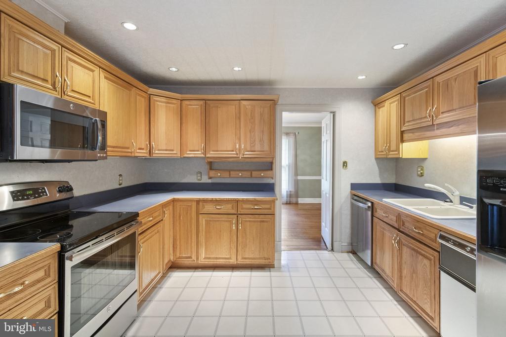 13010 SPOTSWOOD FURNACE ROAD