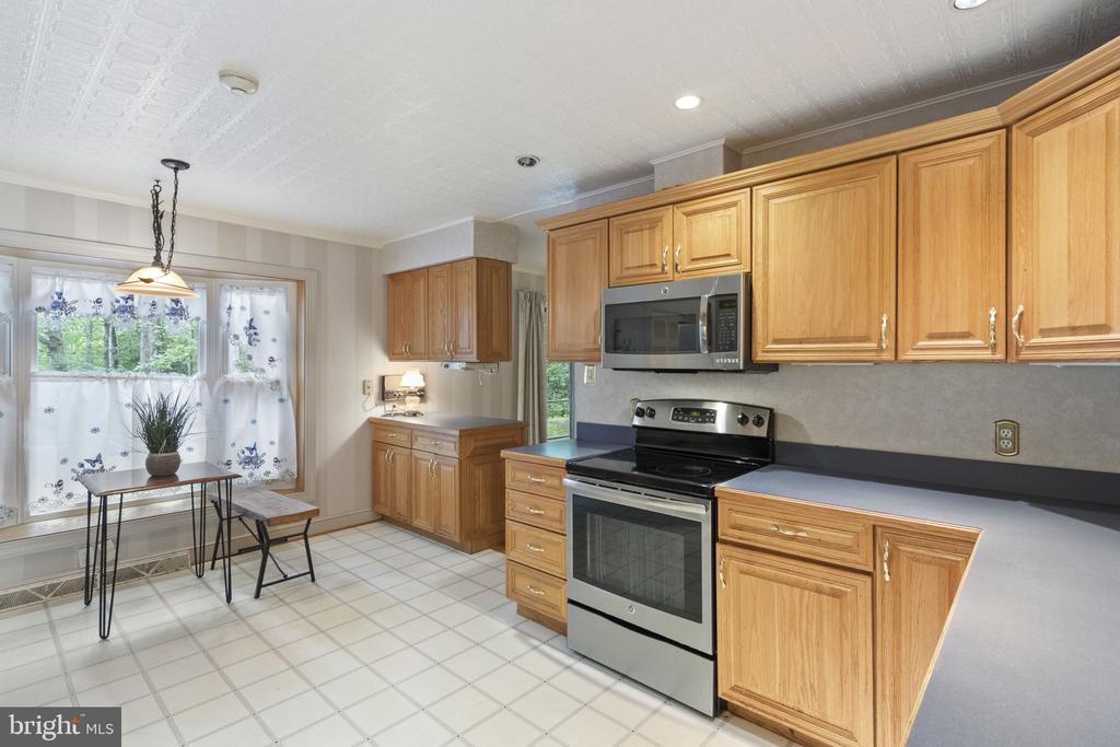 13010 SPOTSWOOD FURNACE ROAD