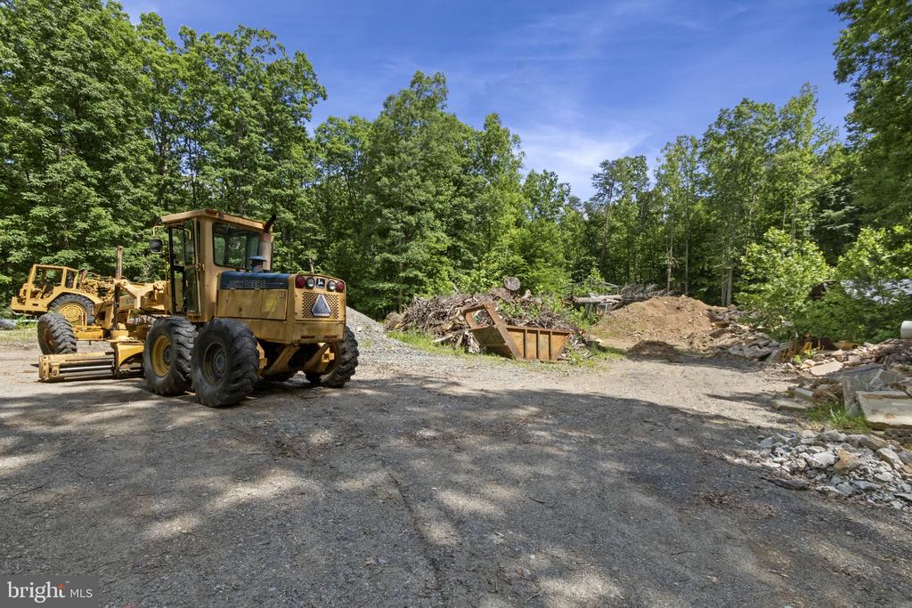 13010 SPOTSWOOD FURNACE ROAD
