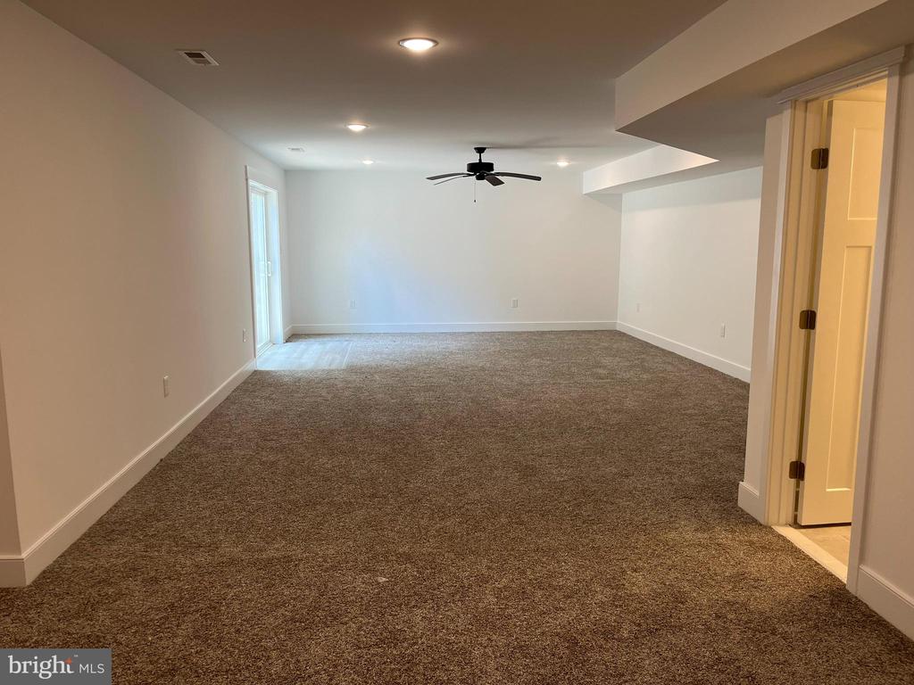 10215 GORDON ROAD