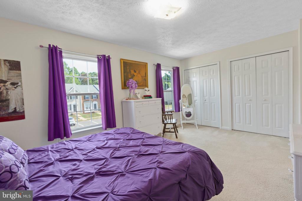 3926 SAINT MICHAELS SQUARE