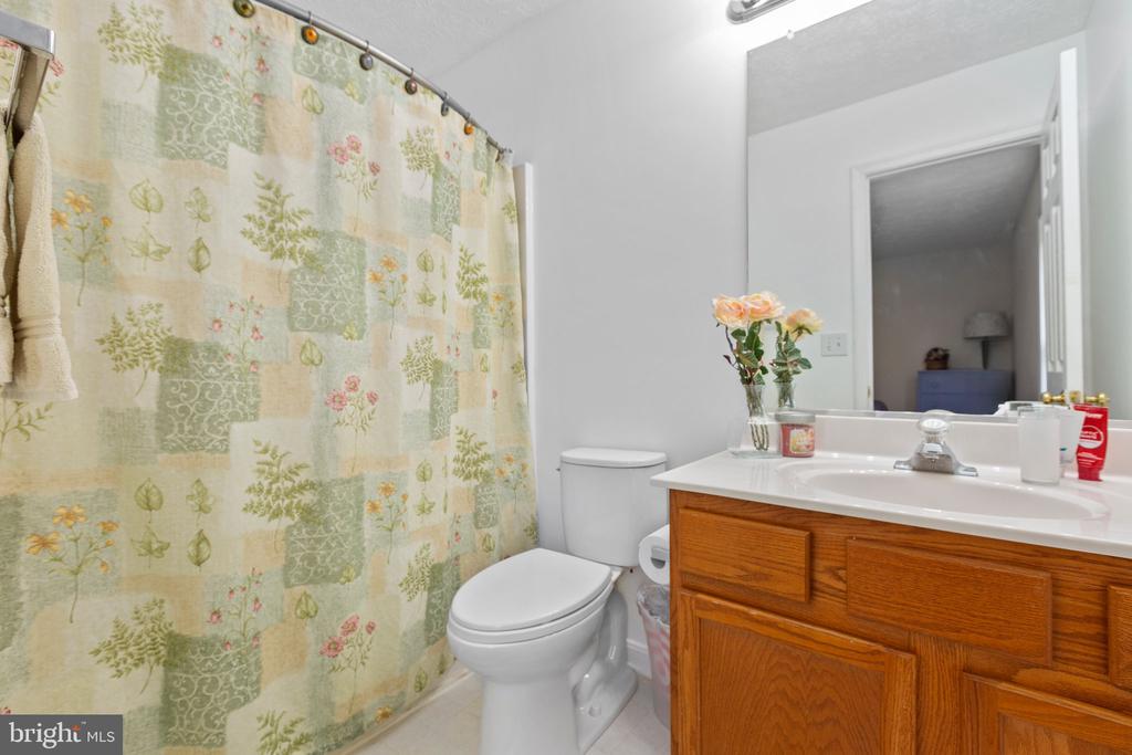 3926 SAINT MICHAELS SQUARE