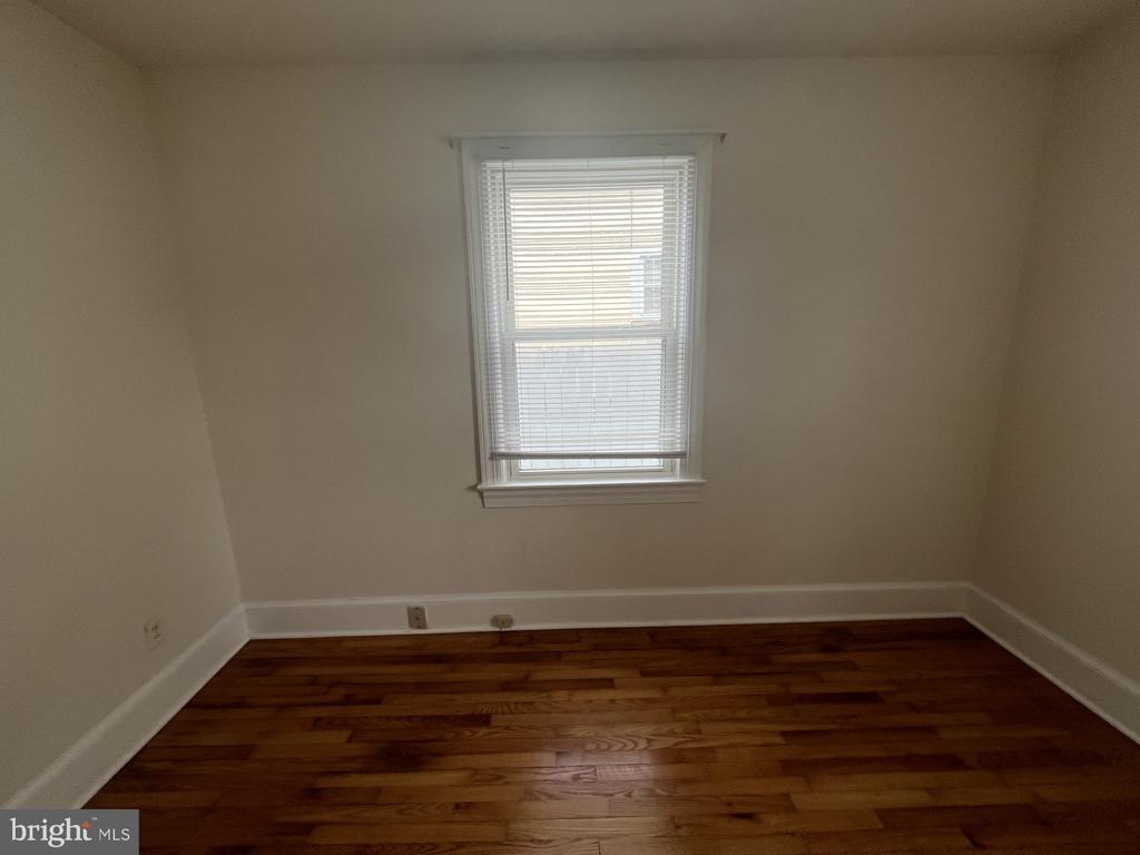 213 STRATFORD AVENUE