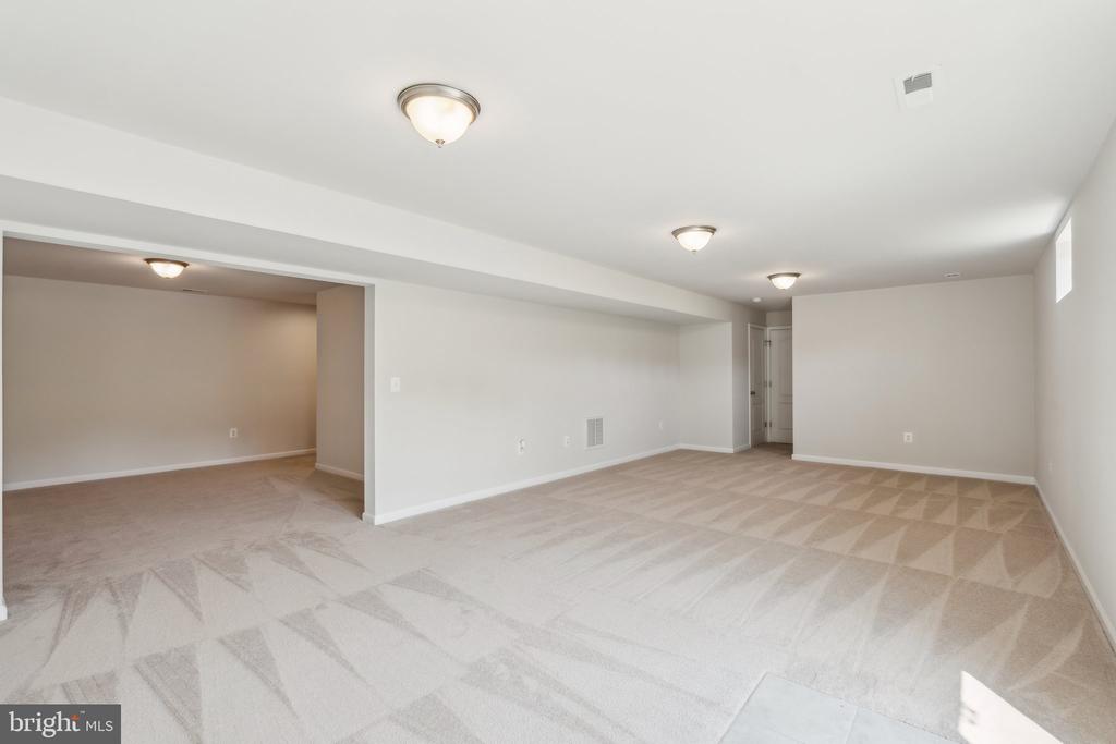 9629 HILLCREST DRIVE