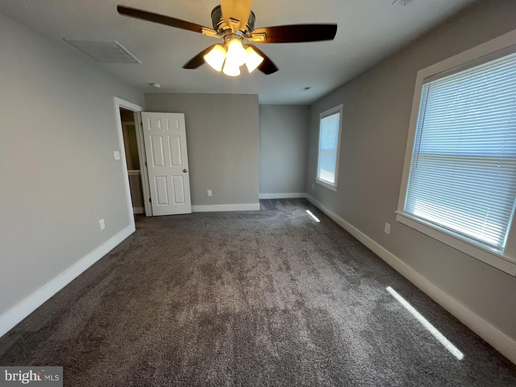 5103 SIGNAL CORPS DRIVE