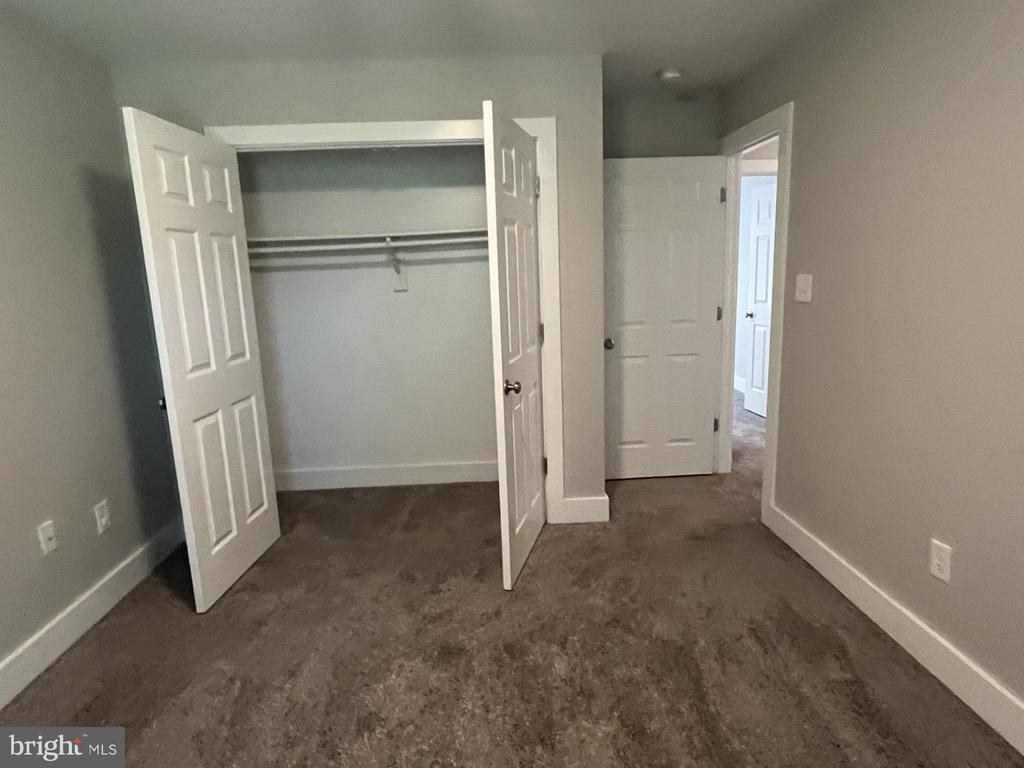 5103 SIGNAL CORPS DRIVE