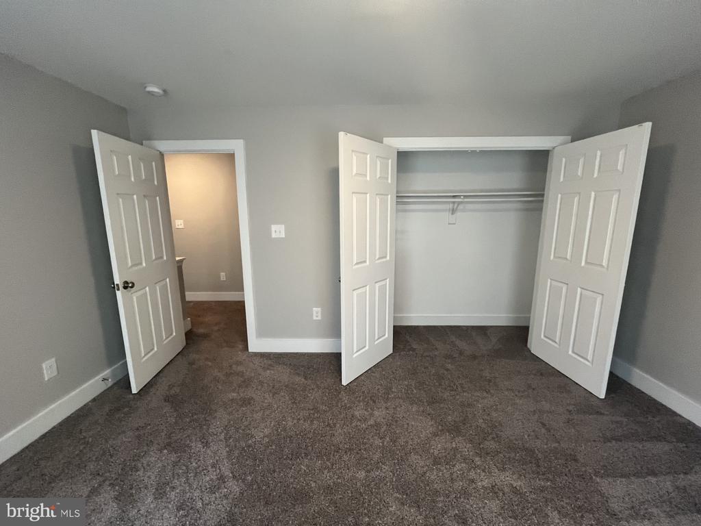 5103 SIGNAL CORPS DRIVE