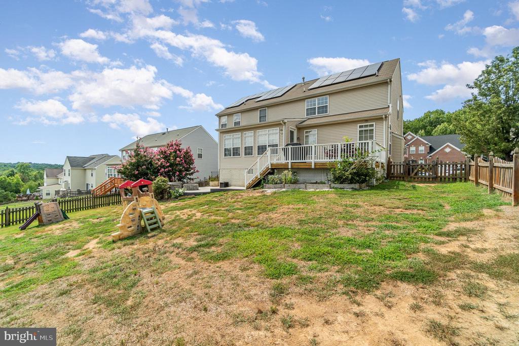10112 LEES CROSSING LANE