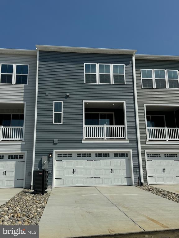 4532 BRIARHAVEN DRIVE