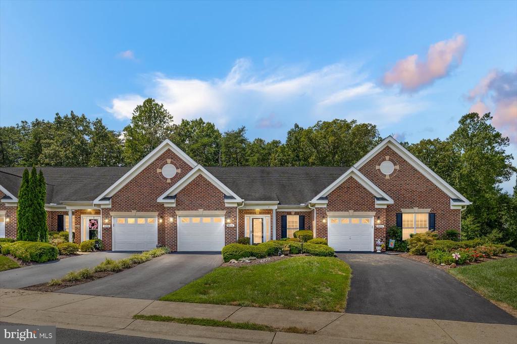 9536 AIRDRIE LANE