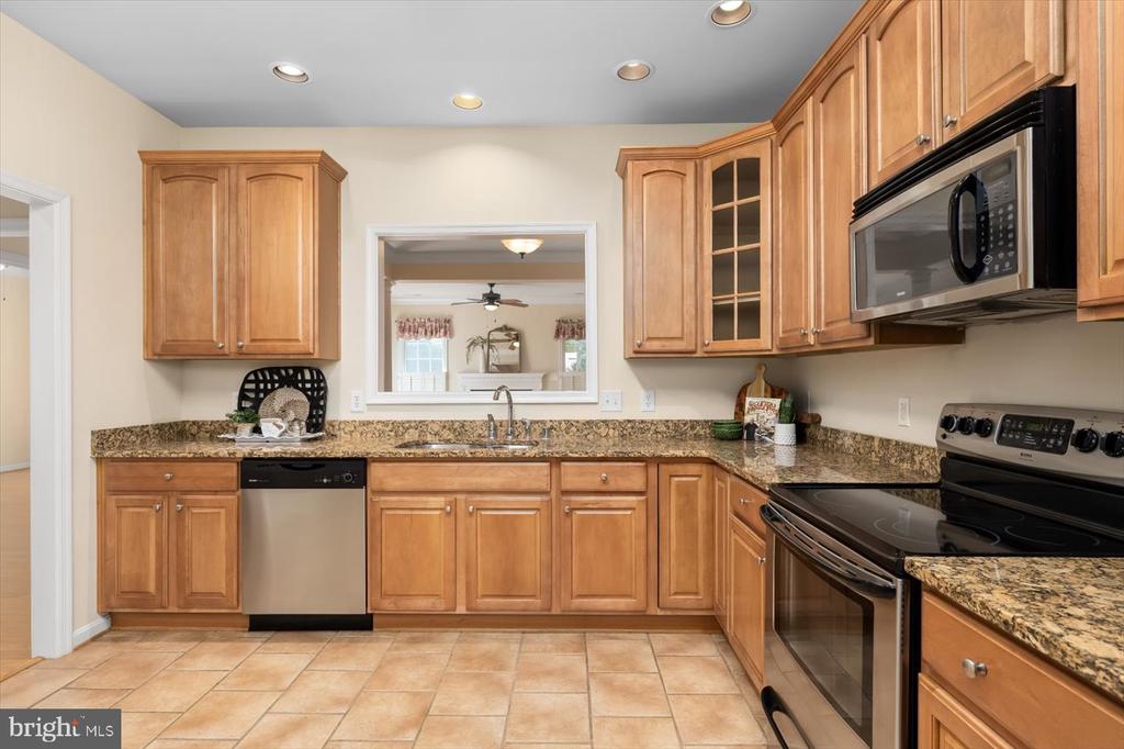 9536 AIRDRIE LANE