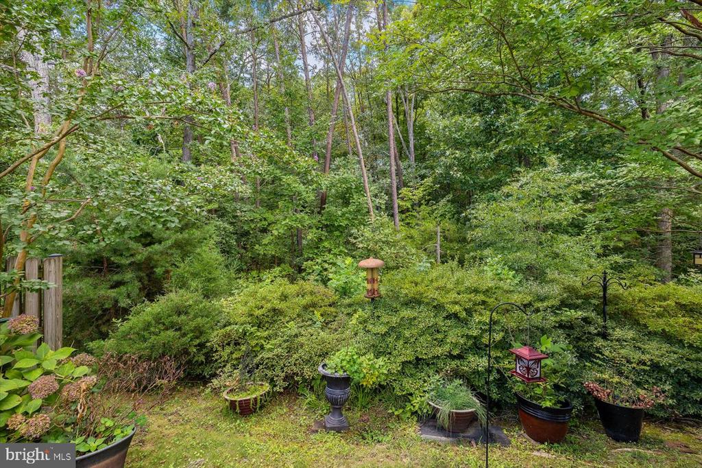 9536 AIRDRIE LANE