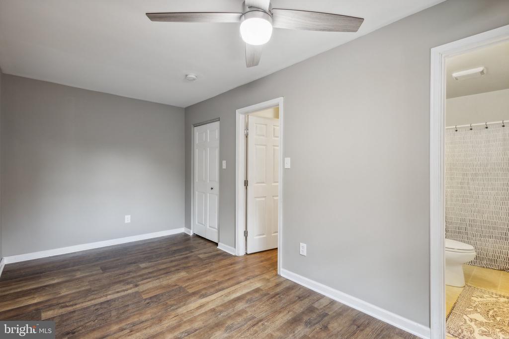 34 SHENANDOAH DRIVE