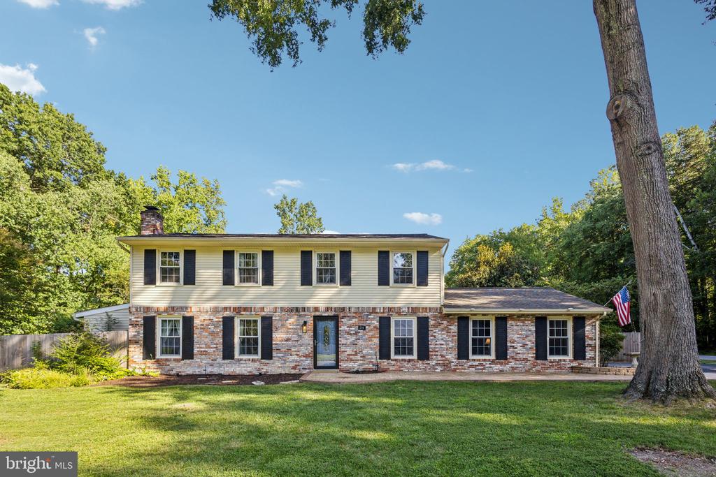 34 SHENANDOAH DRIVE