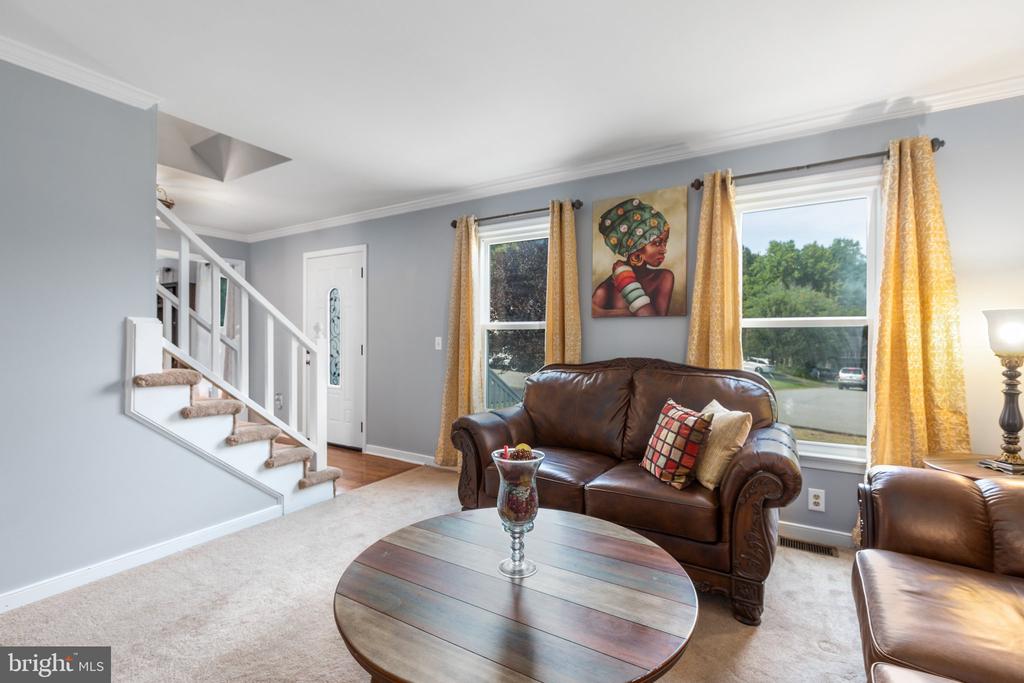 6816 RED ROSE VILLAGE DRIVE