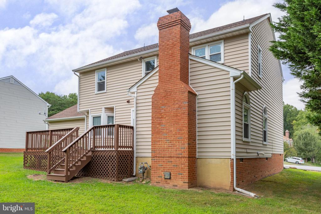 6816 RED ROSE VILLAGE DRIVE