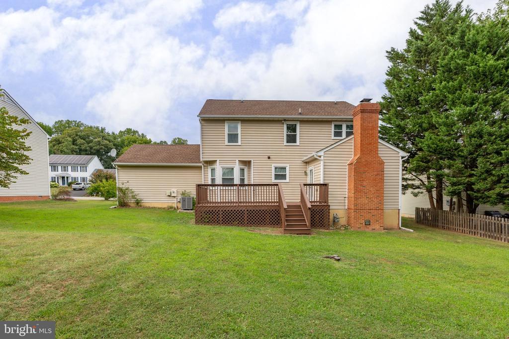 6816 RED ROSE VILLAGE DRIVE