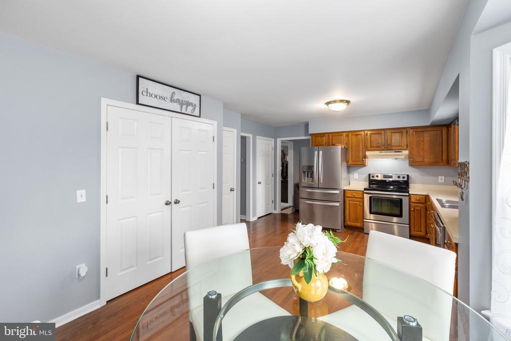 6816 RED ROSE VILLAGE DRIVE