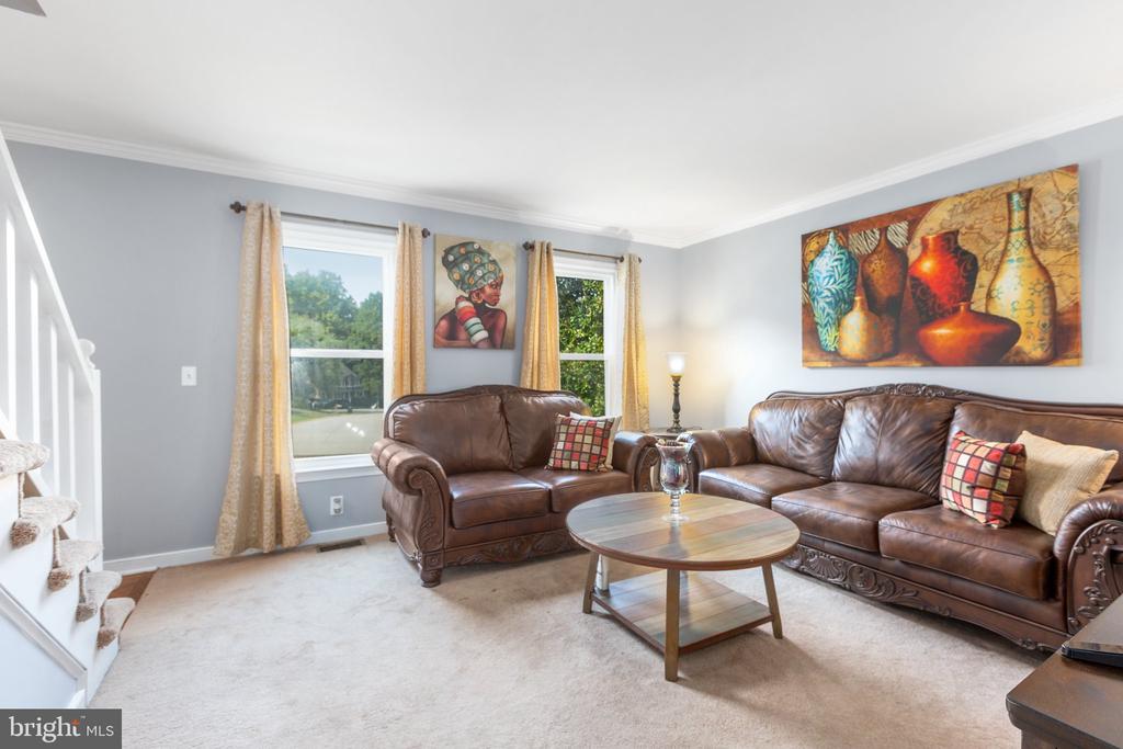 6816 RED ROSE VILLAGE DRIVE