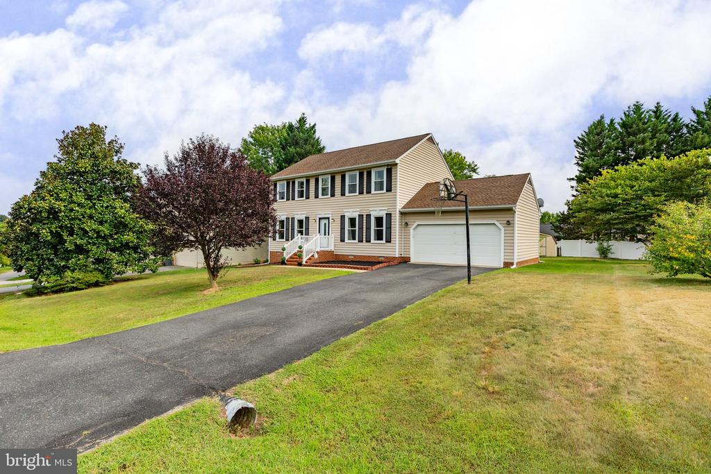 6816 RED ROSE VILLAGE DRIVE
