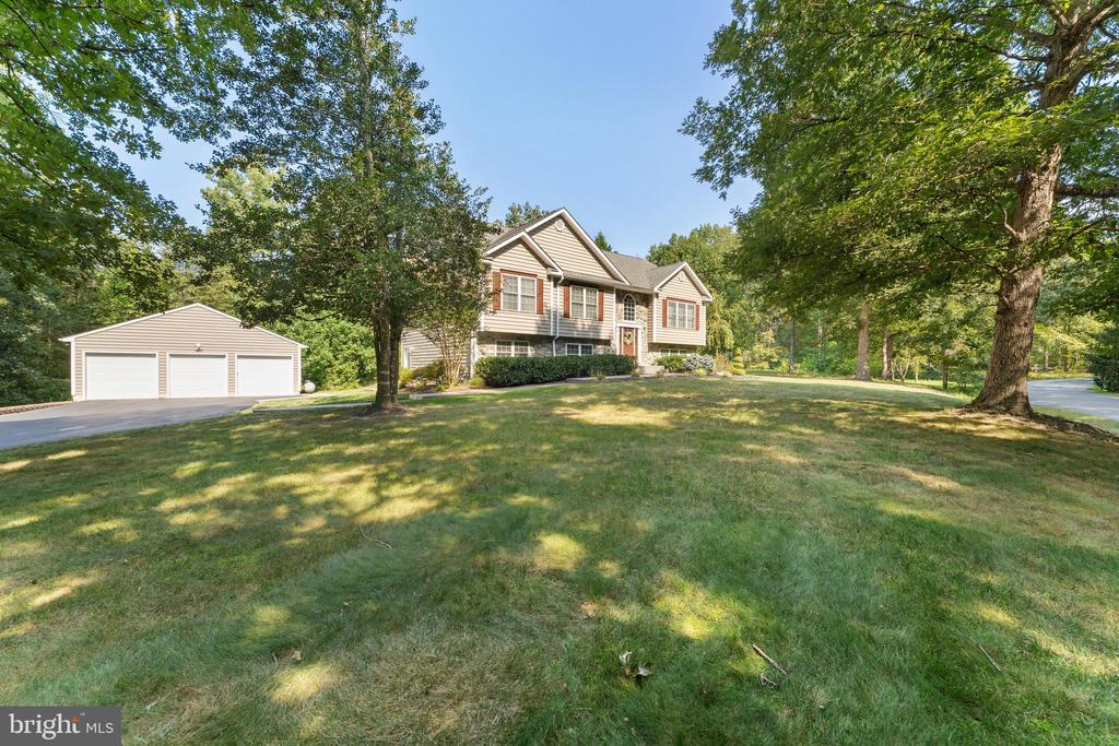 6814 TUPELO DRIVE