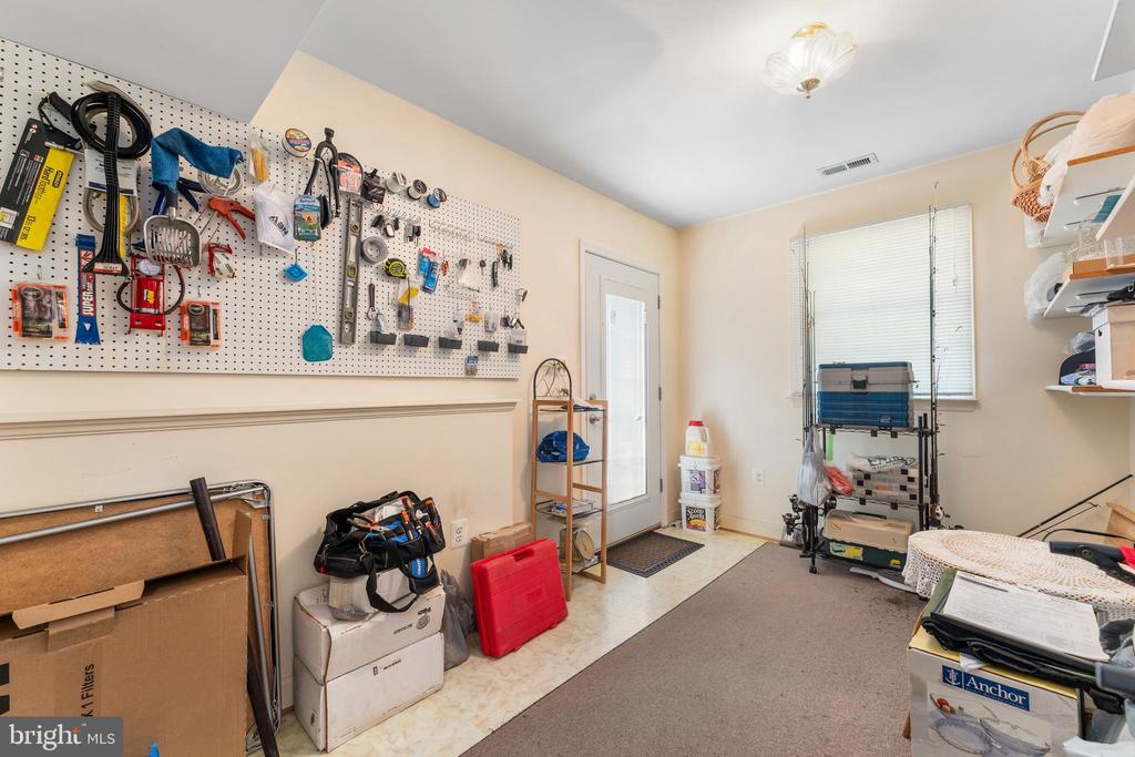 6814 TUPELO DRIVE
