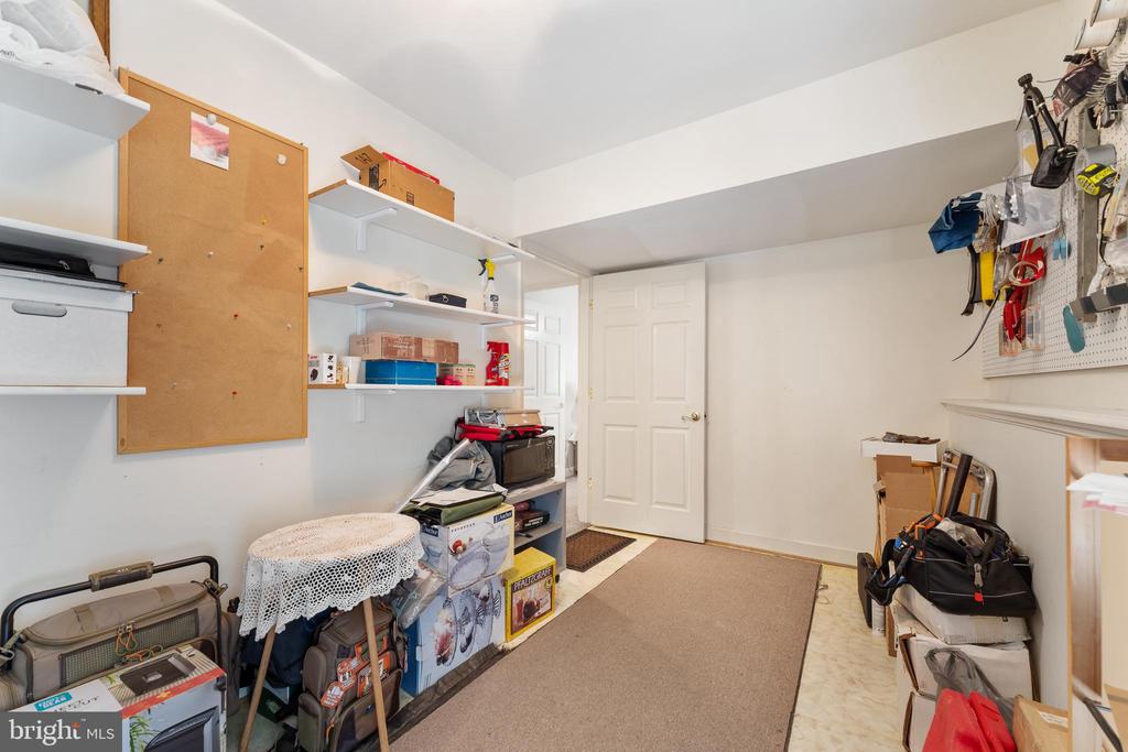 6814 TUPELO DRIVE