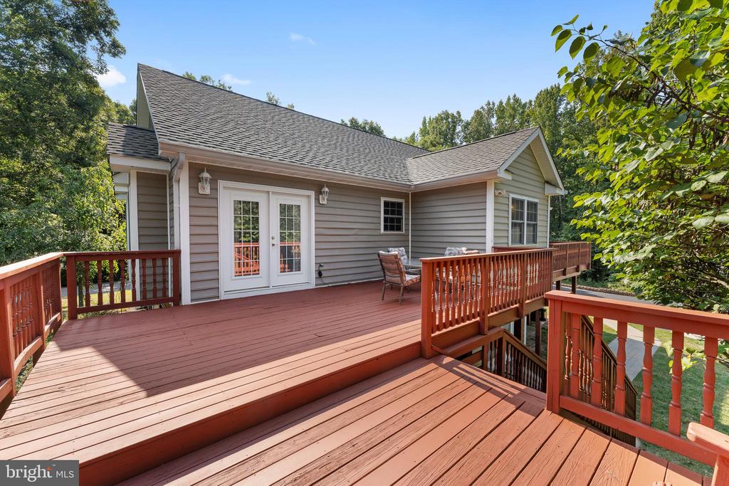 6814 TUPELO DRIVE