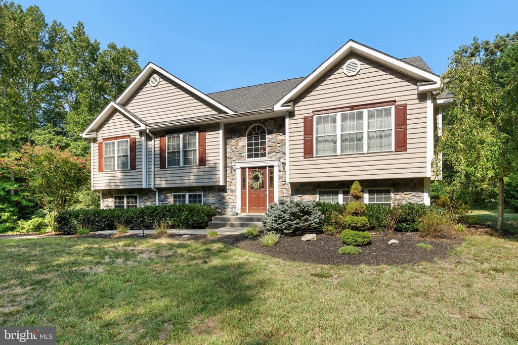 6814 TUPELO DRIVE