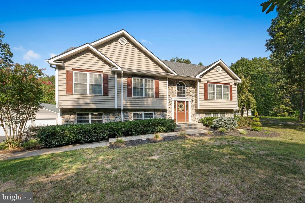 6814 TUPELO DRIVE