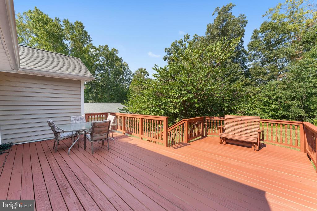 6814 TUPELO DRIVE
