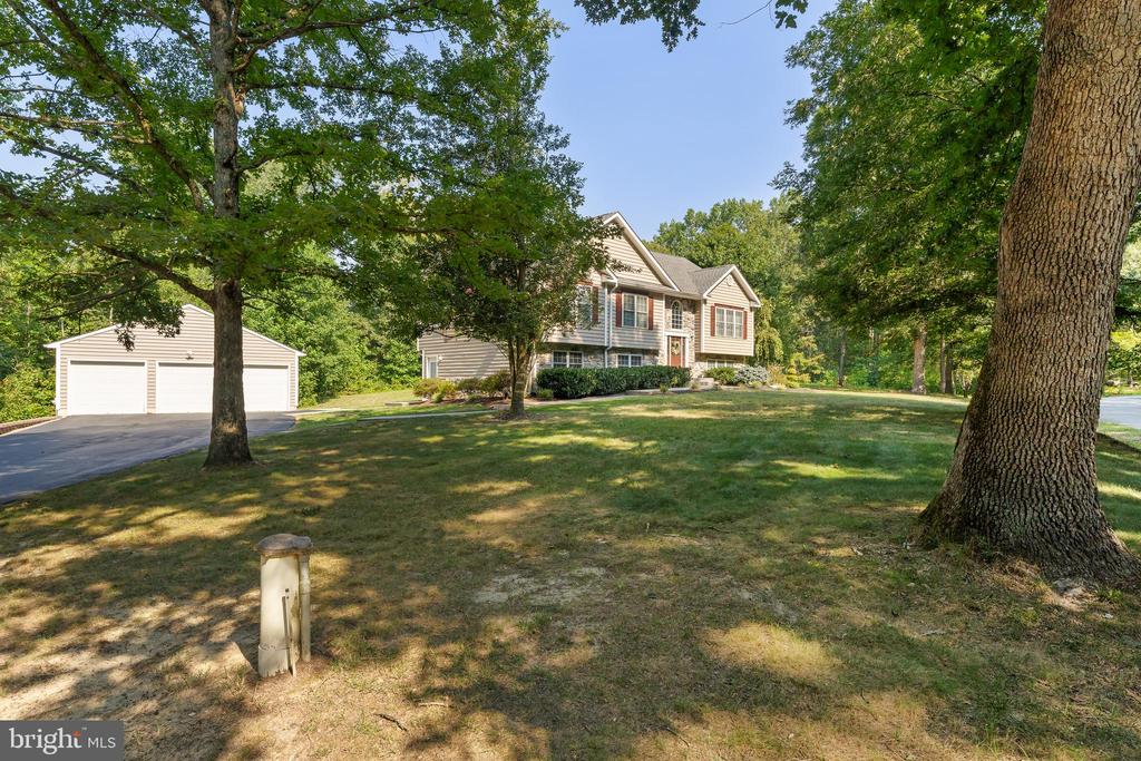 6814 TUPELO DRIVE