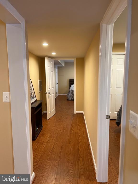 5802 TELLURIDE LANE BASEMENT APARTMENT