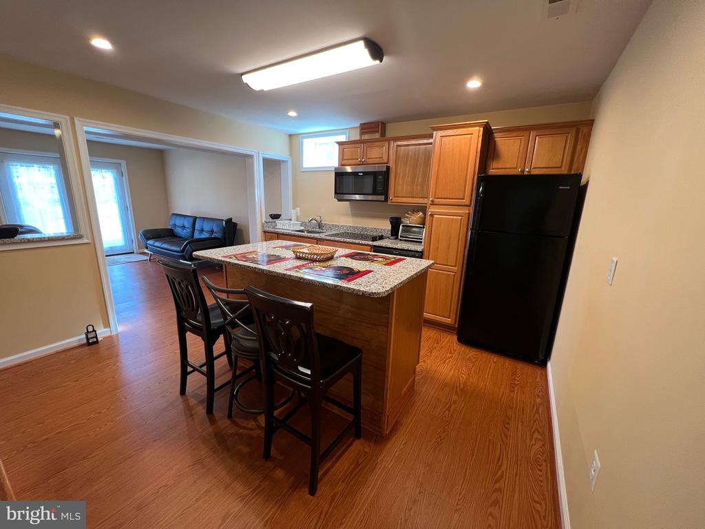 5802 TELLURIDE LANE BASEMENT APARTMENT
