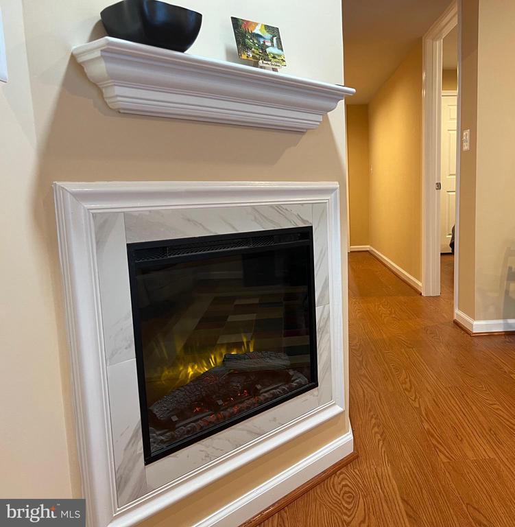 5802 TELLURIDE LANE BASEMENT APARTMENT