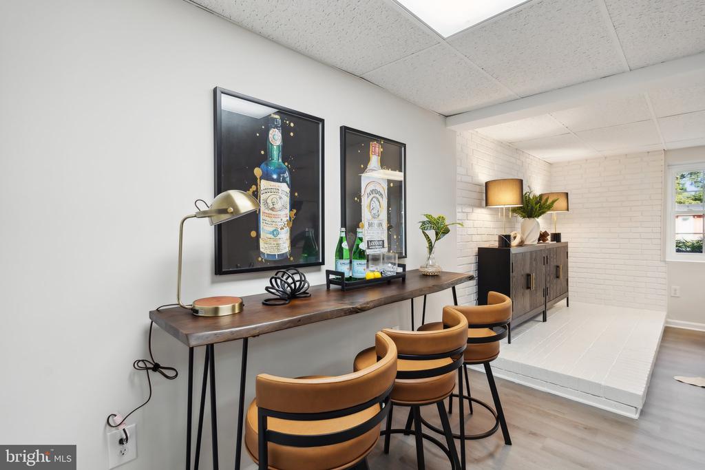 10902 DEER DRIVE