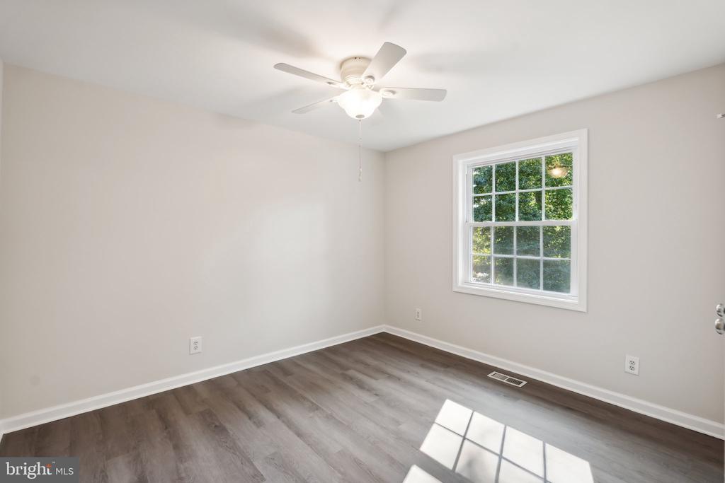 10902 DEER DRIVE