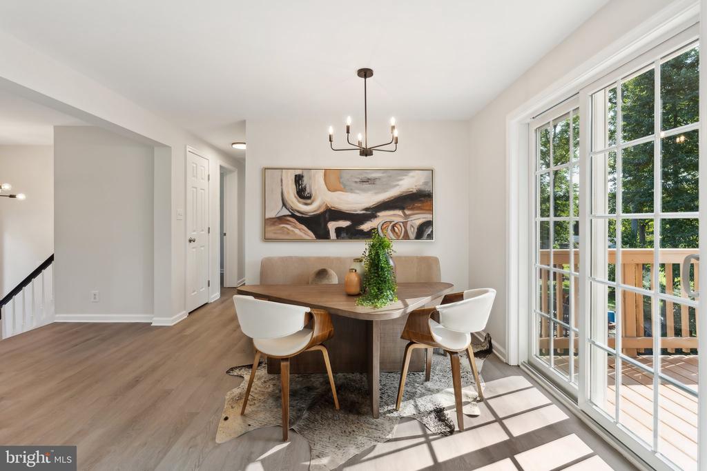 10902 DEER DRIVE