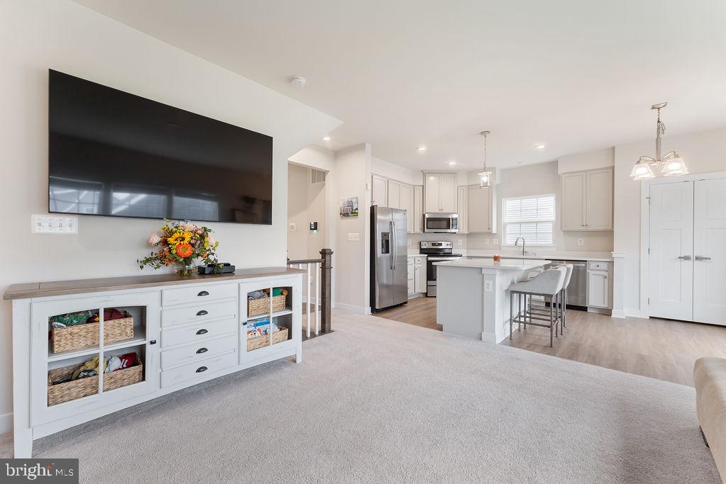 8918 SAINT LANDRY LANE