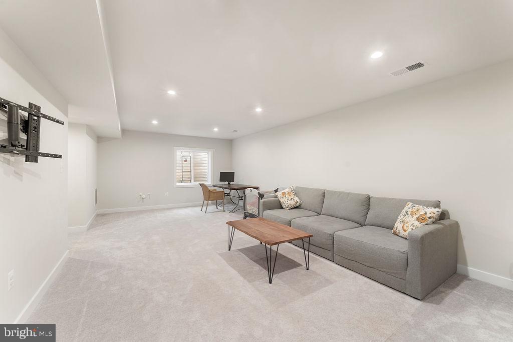 8918 SAINT LANDRY LANE