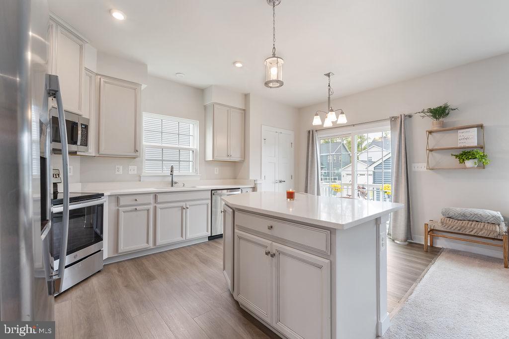 8918 SAINT LANDRY LANE